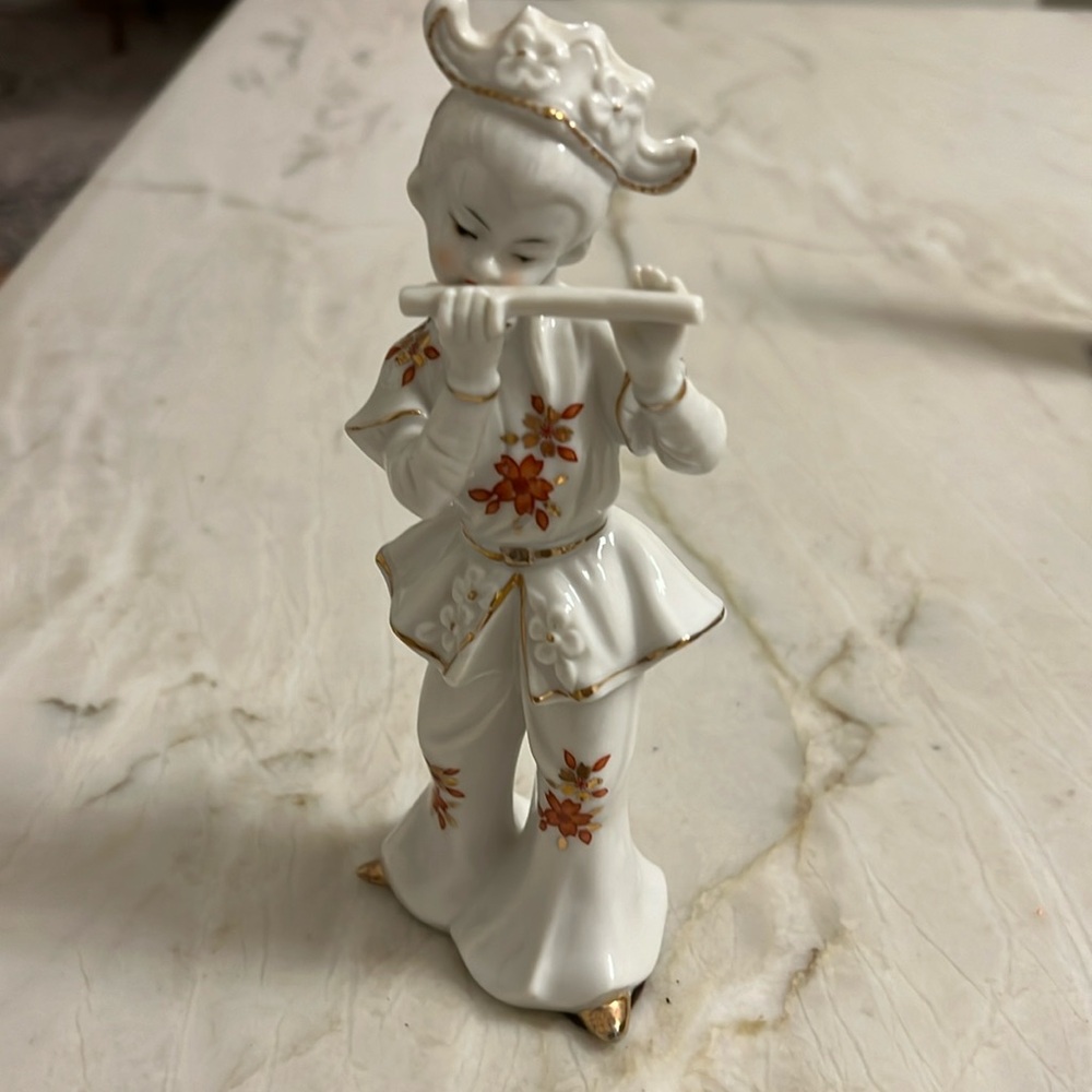 Japanese Geisha Figurine, Japan, 1970s Porcelain Figures
